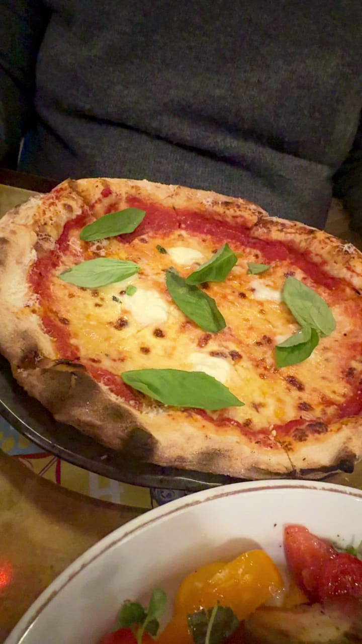 Video review of Harry's Bar