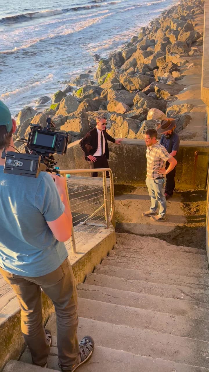 Video review of Chit Chat Cafe at the Pier