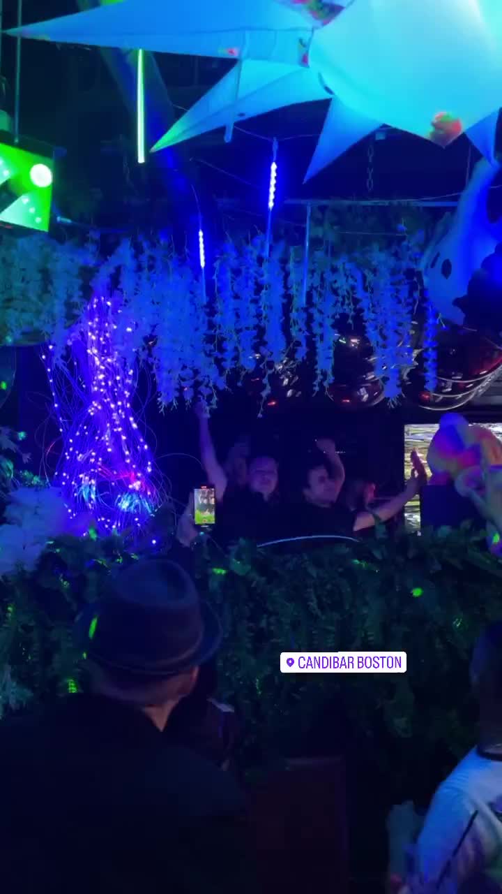 Video review of Candibar