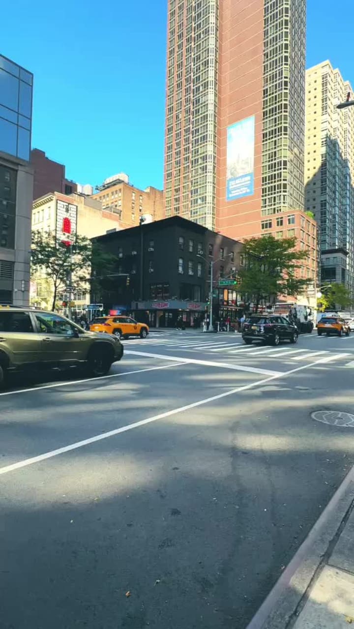 Video review of 2 Bros. Pizza