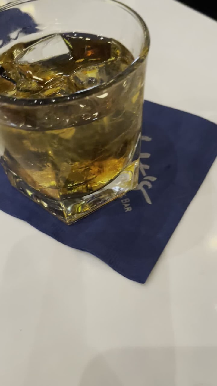 Walt's American Grill & Bar