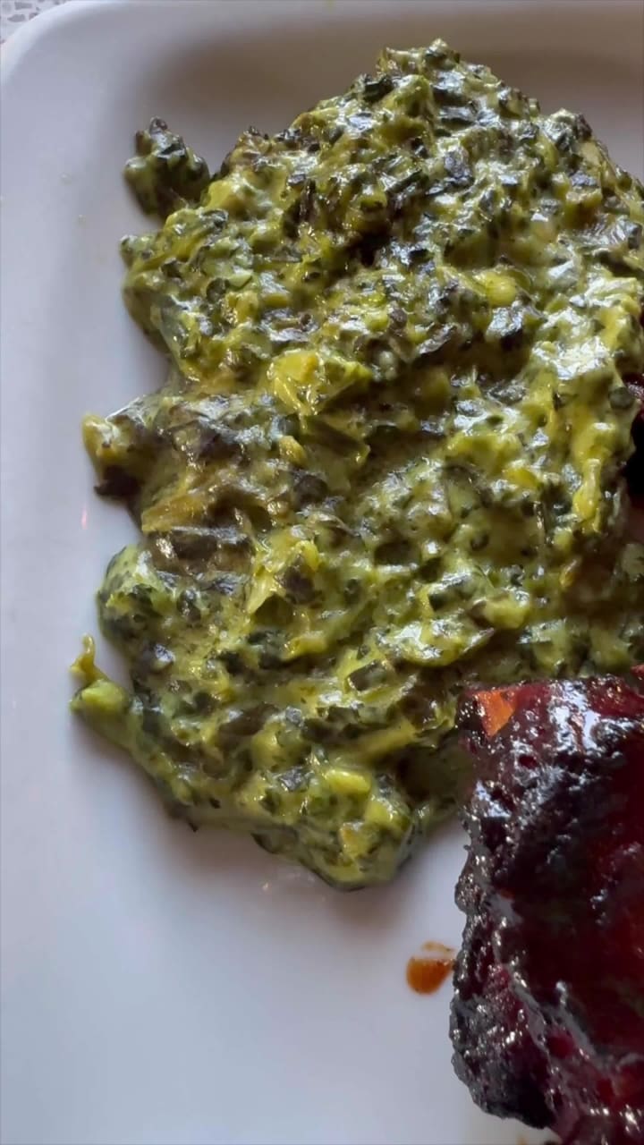 Parrots Coffee Shop & Restaurant