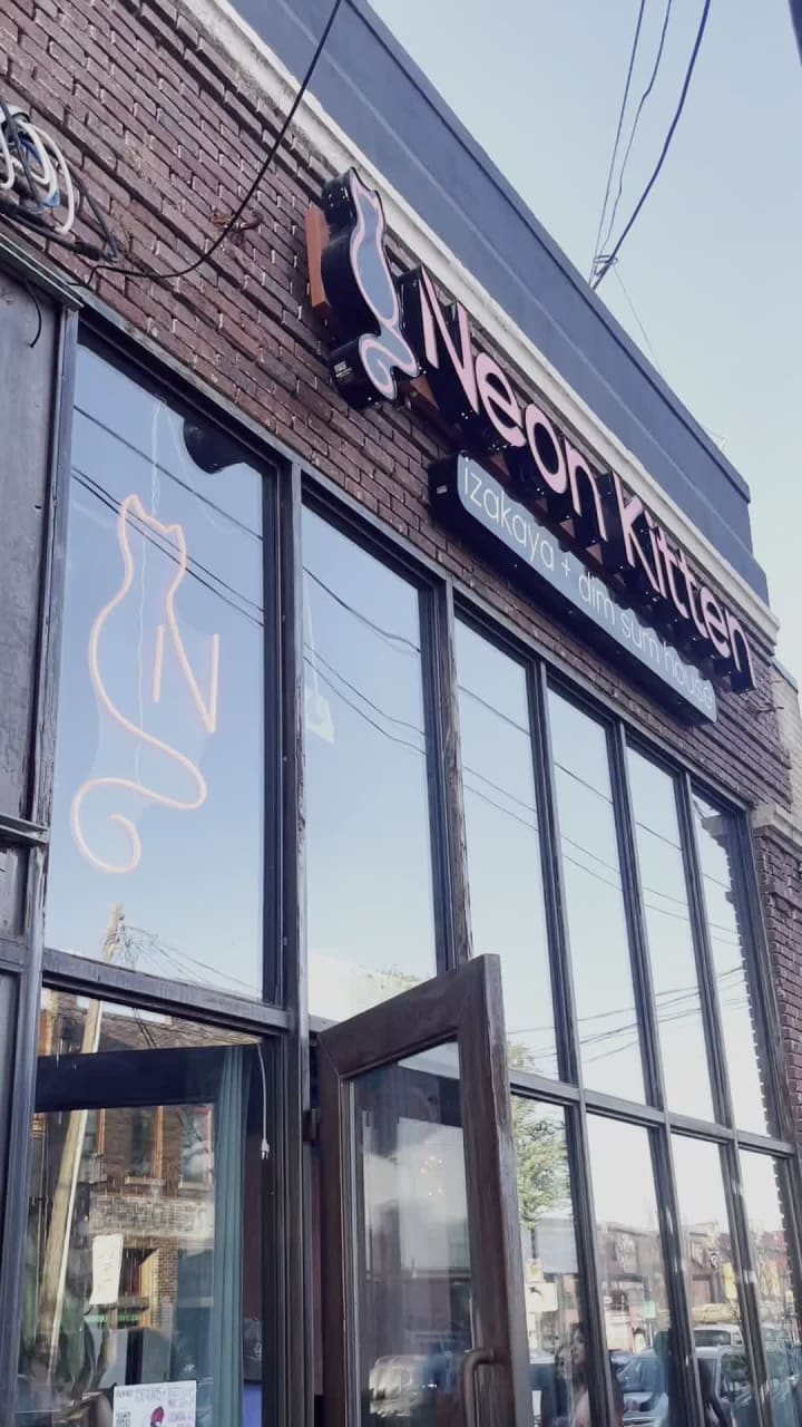 Neon Kitten Izakaya