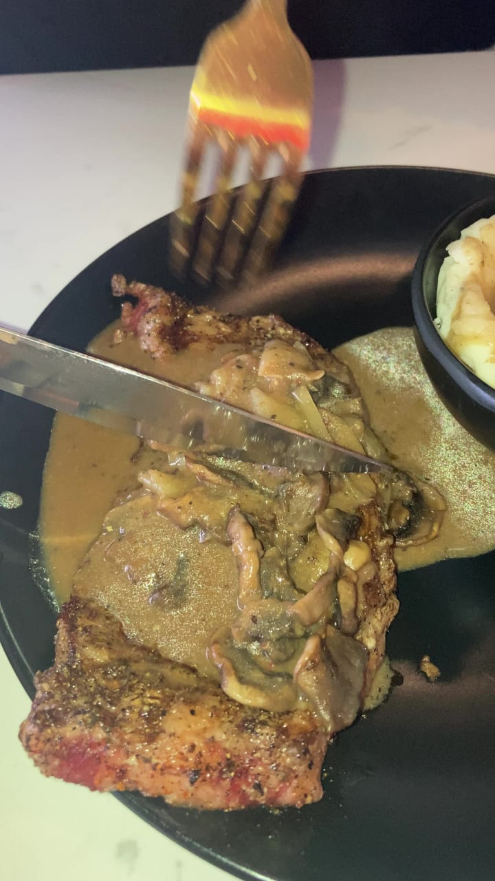 Video review of Affy's Premium Grill