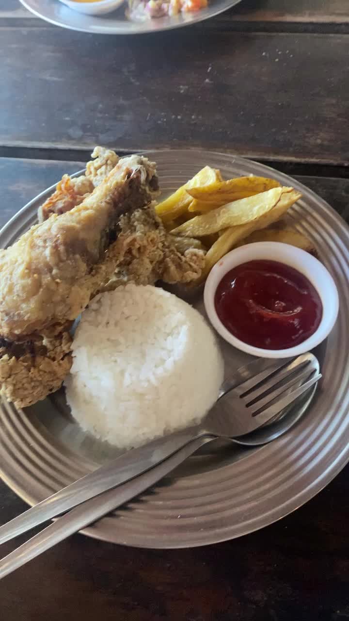 Eataewon SM Fairview