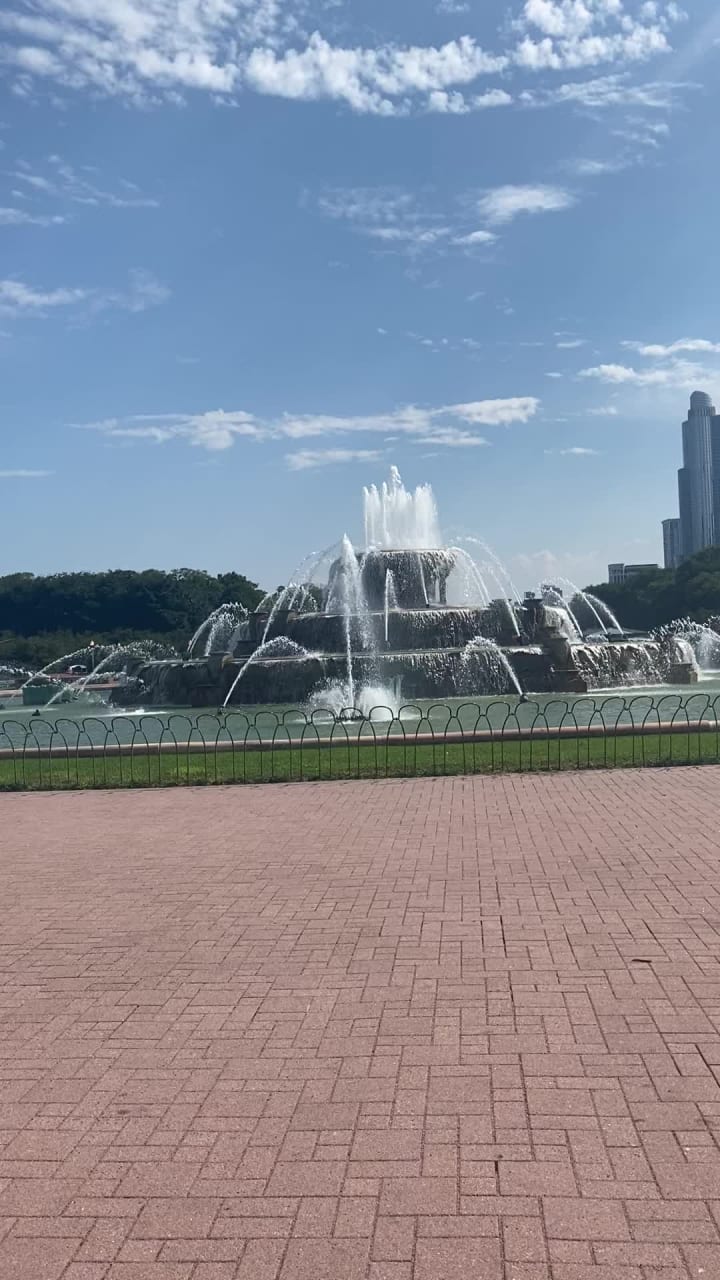 Video review of Millennium Park