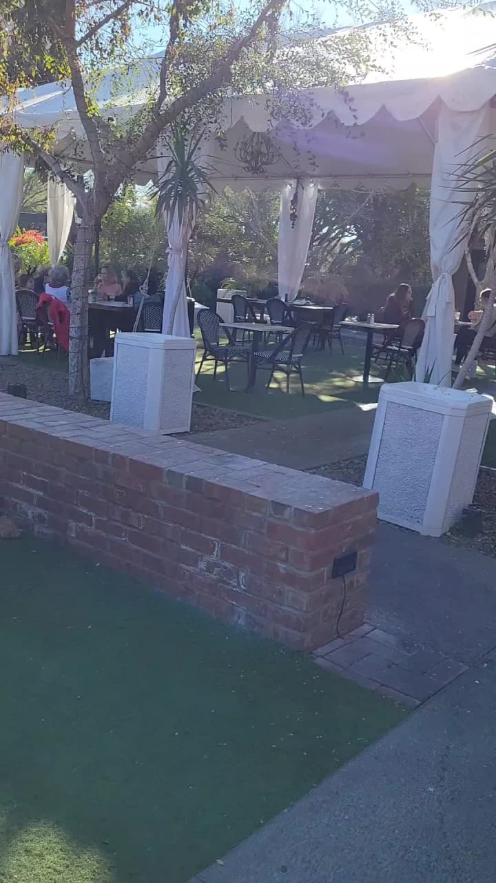 Luci's at the Orchard