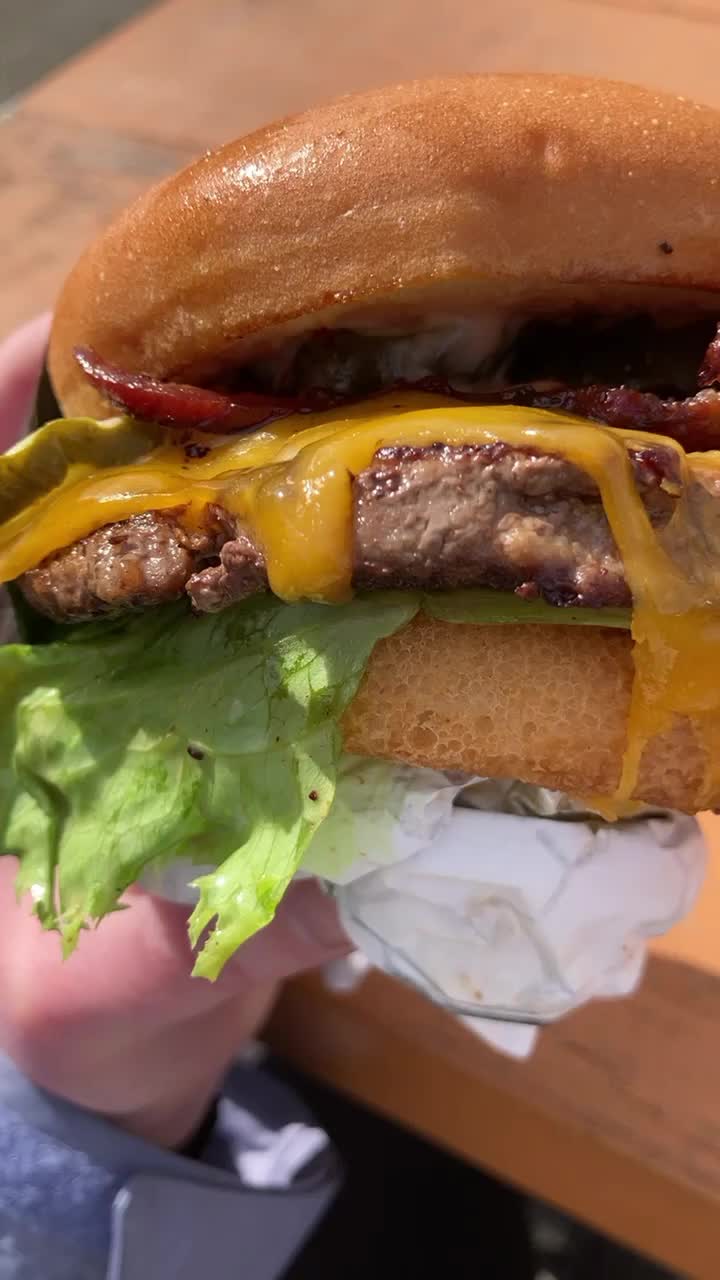 Blue Moon Burgers Alki