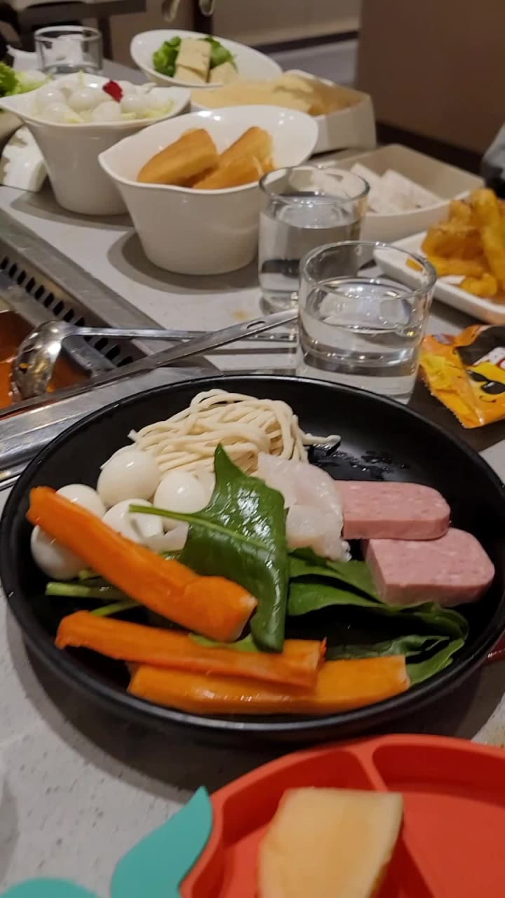 Haidilao Hot Pot 海底捞