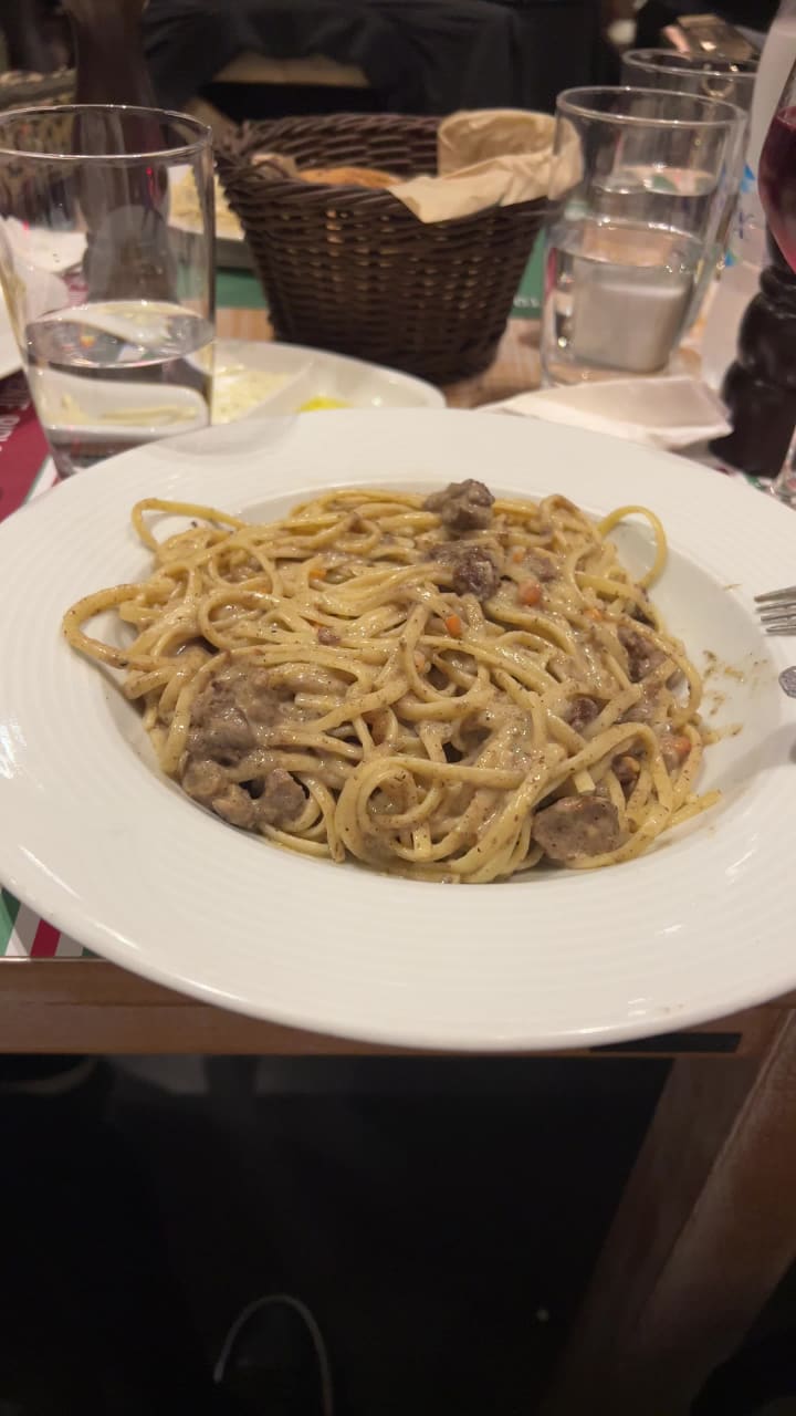 Video review of La Pasteria