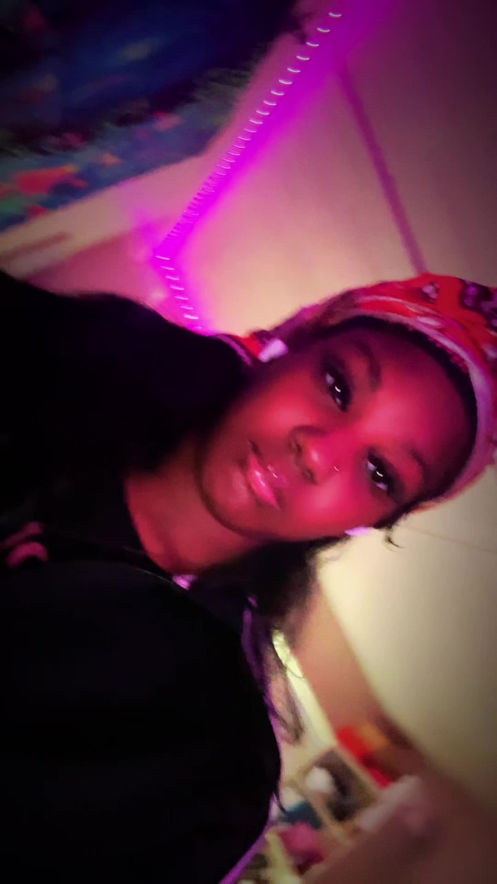 Video review of DORO Marketplace