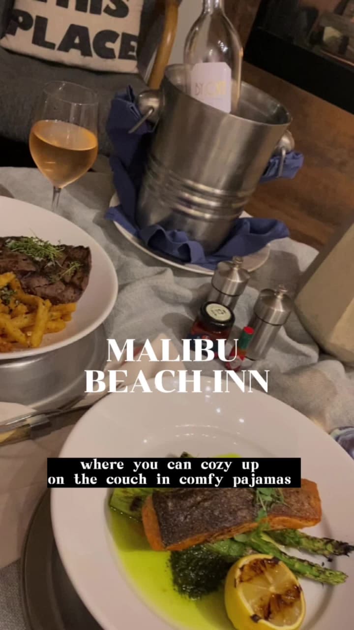 Video review of Carbon Beach Club Restaurant