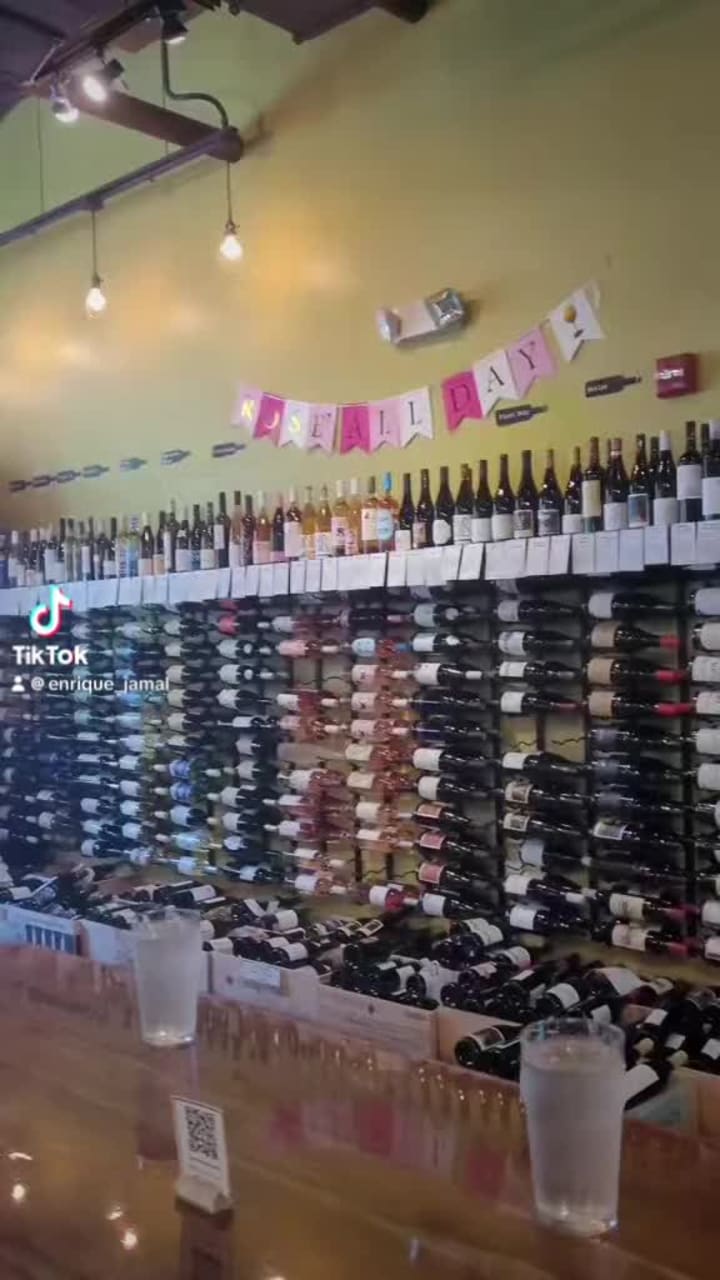 Video review of Screwtop Wine Bar