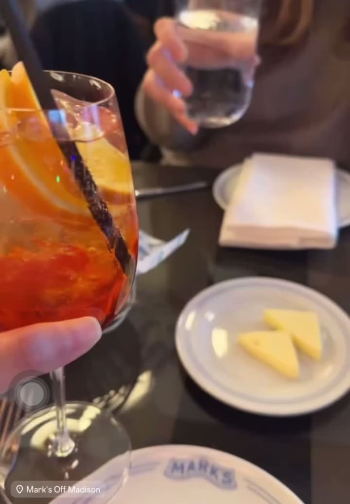 Video review of Maison May