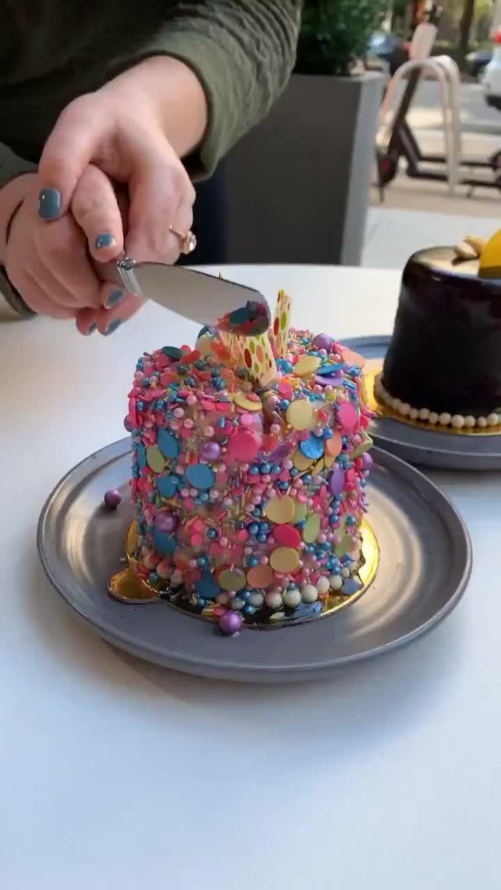 Video review of Ted's Bulletin