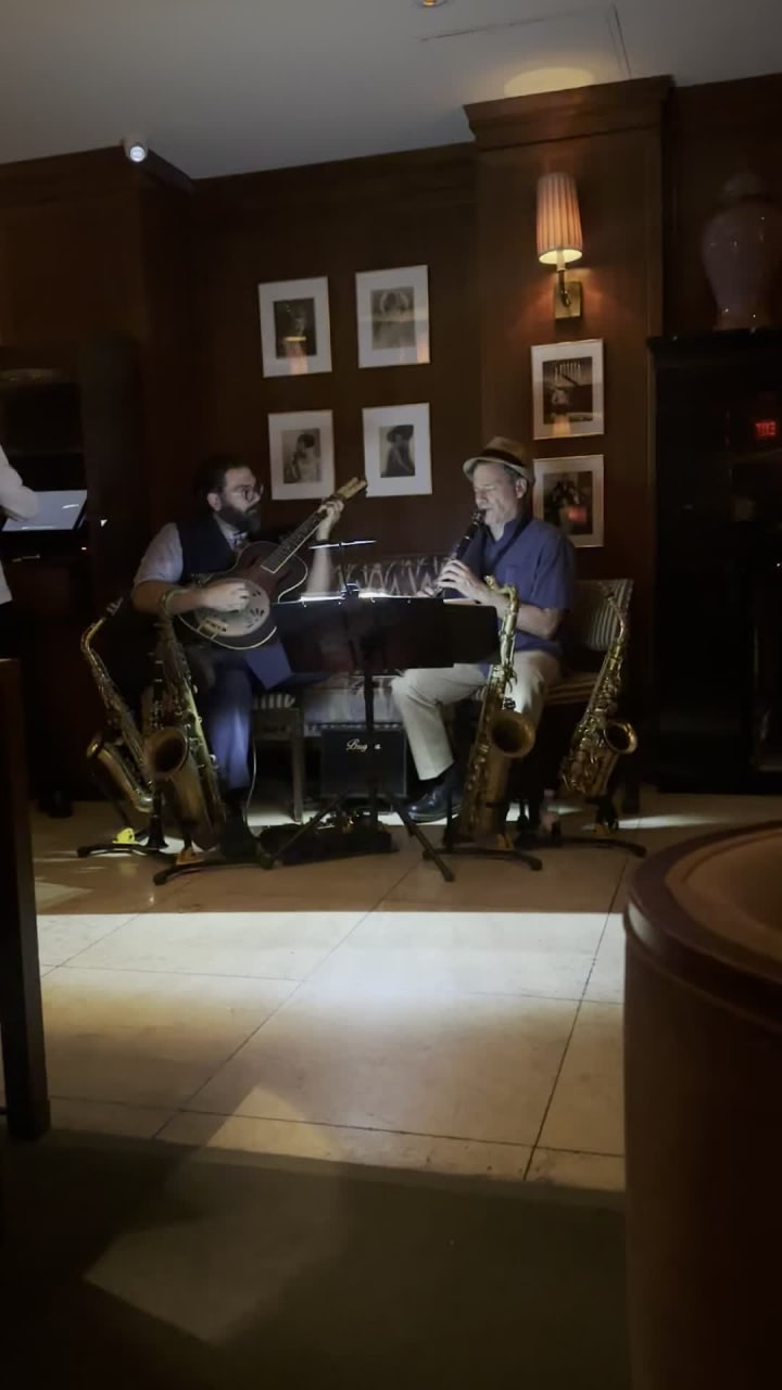 Video review of Sunset Tower Hotel