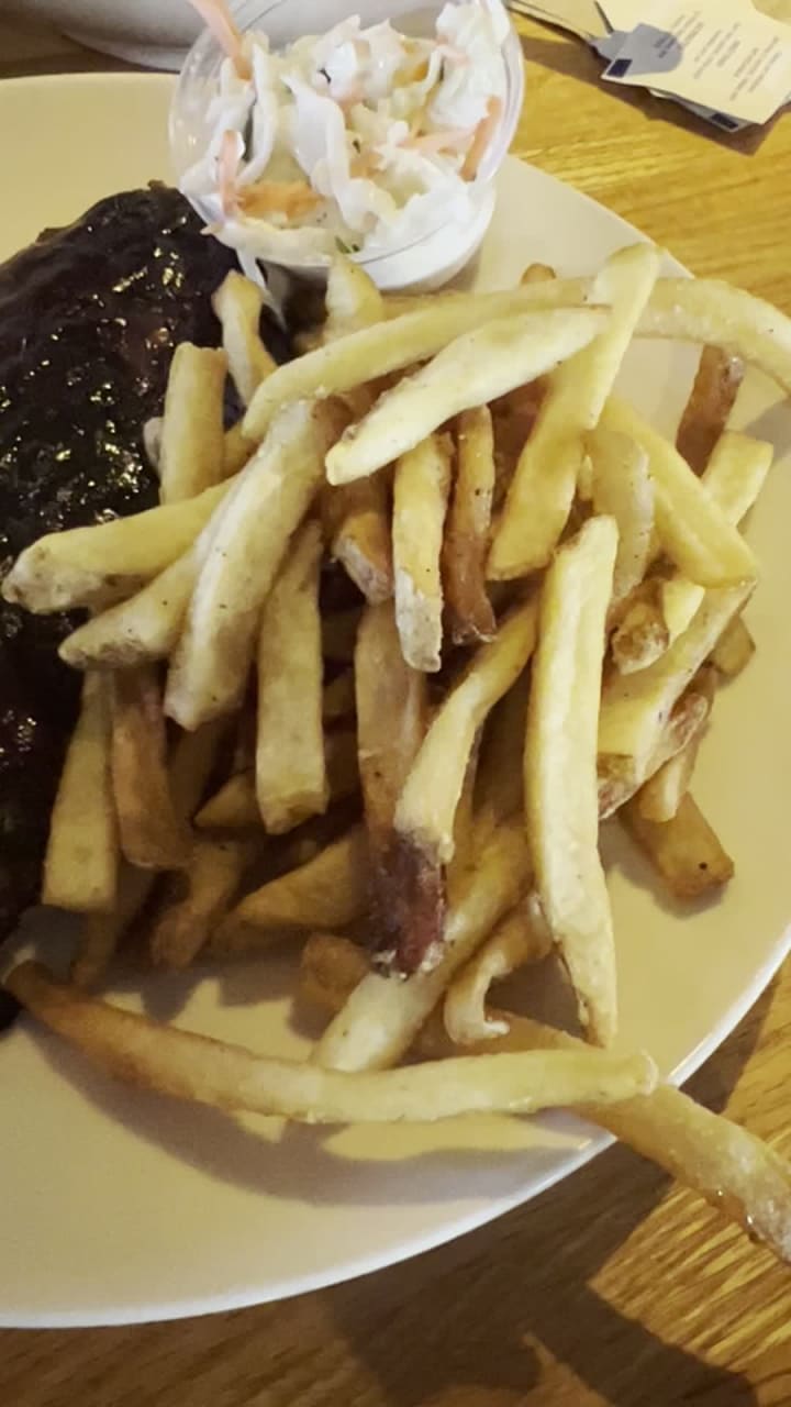 Applebee's Grill + Bar