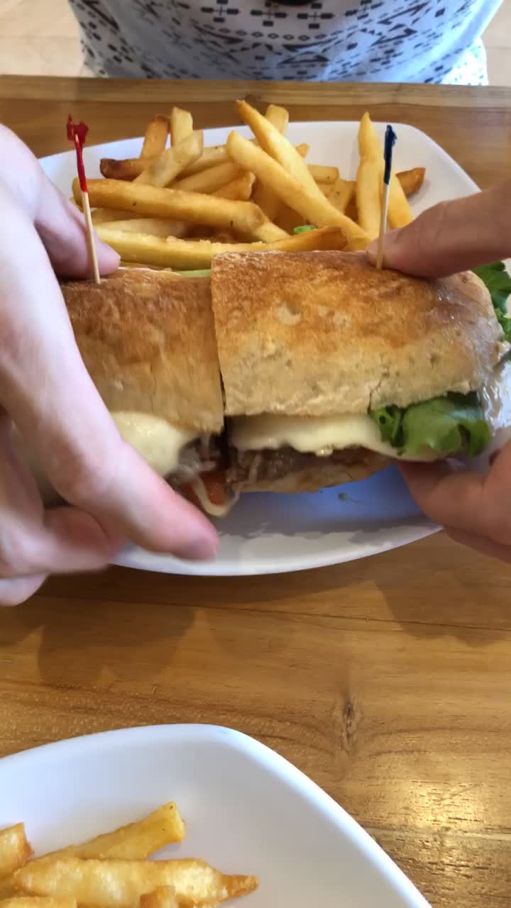 Video review of Dulce de Leche Bakery