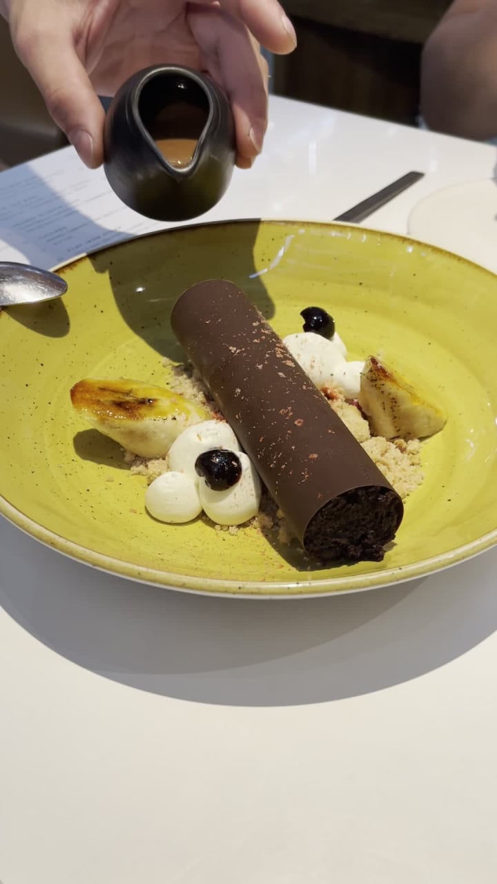 Video review of Juniper and Ivy