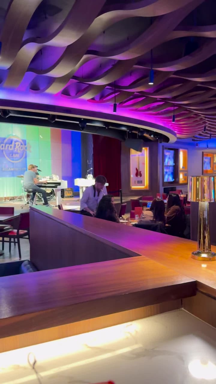 Hard Rock Center Bar