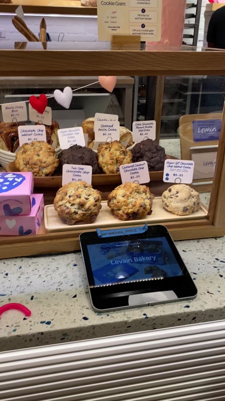 Video review of Levain Bakery – Back Bay