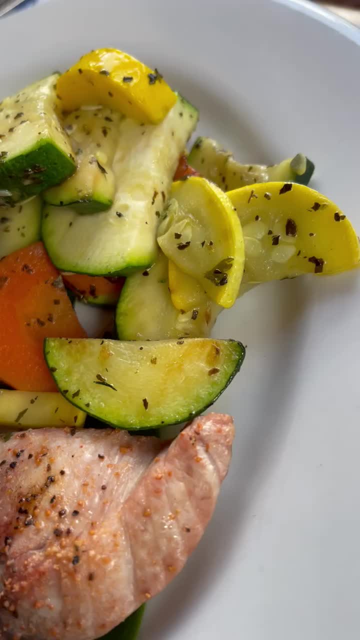 Video review of Buzz's Original Steakhouse