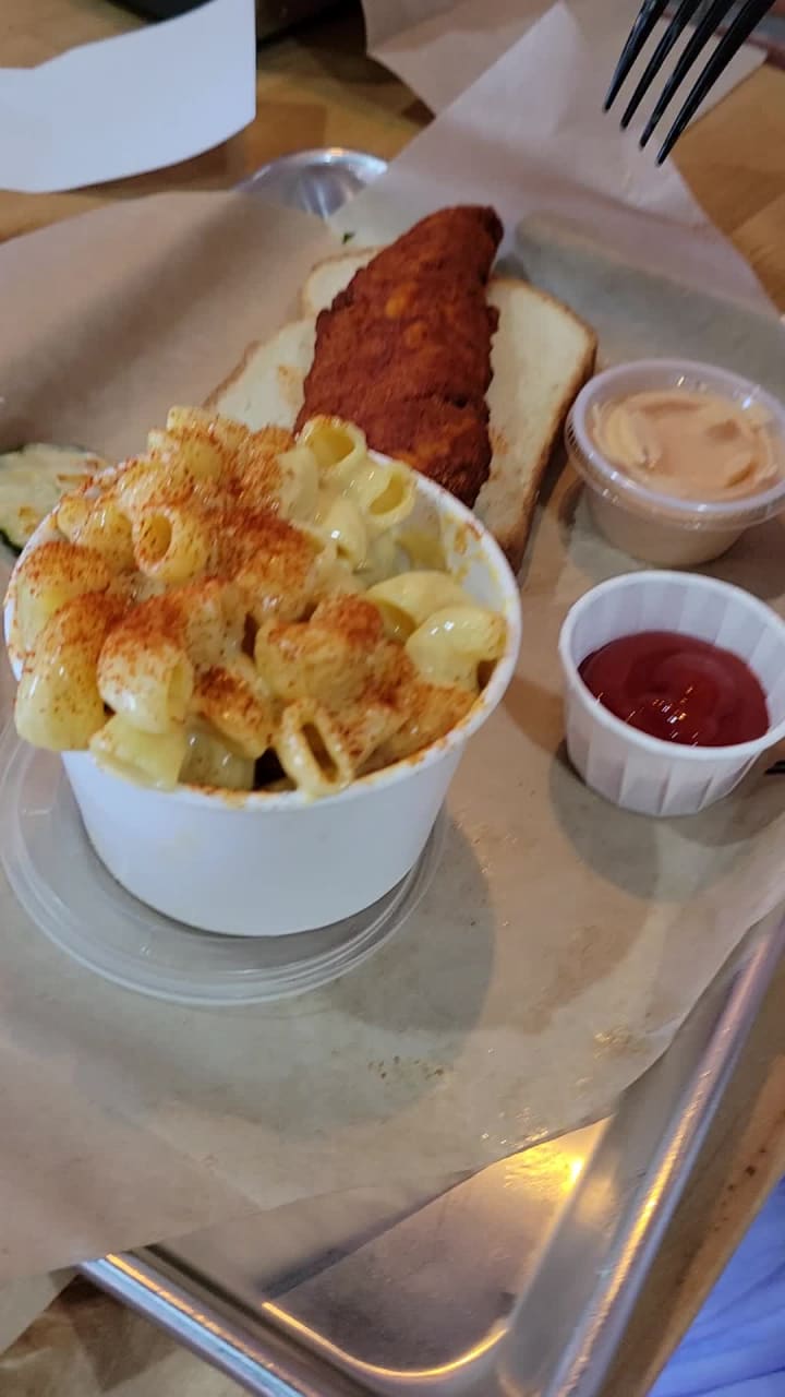 Roostarz Hot Chicken