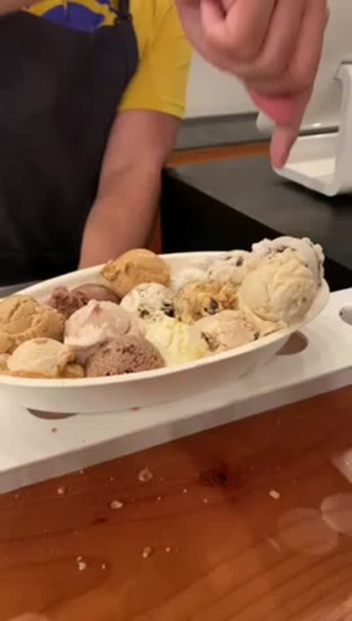 Video review of Molly Moon's Homemade Ice Cream