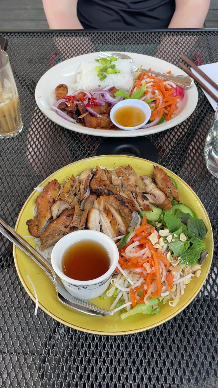 Ba Bar University Village