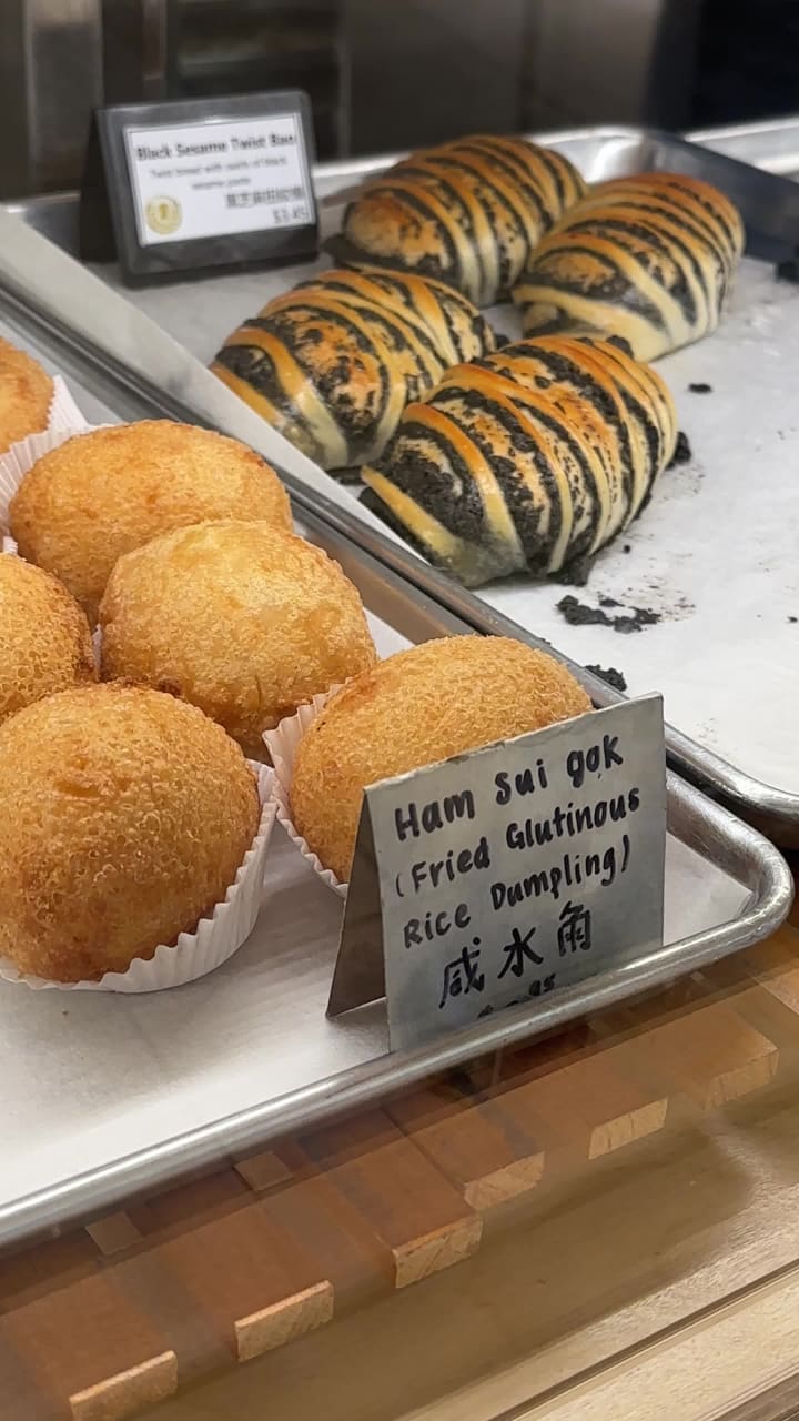 Video review of Lucullus Bakery 龍島