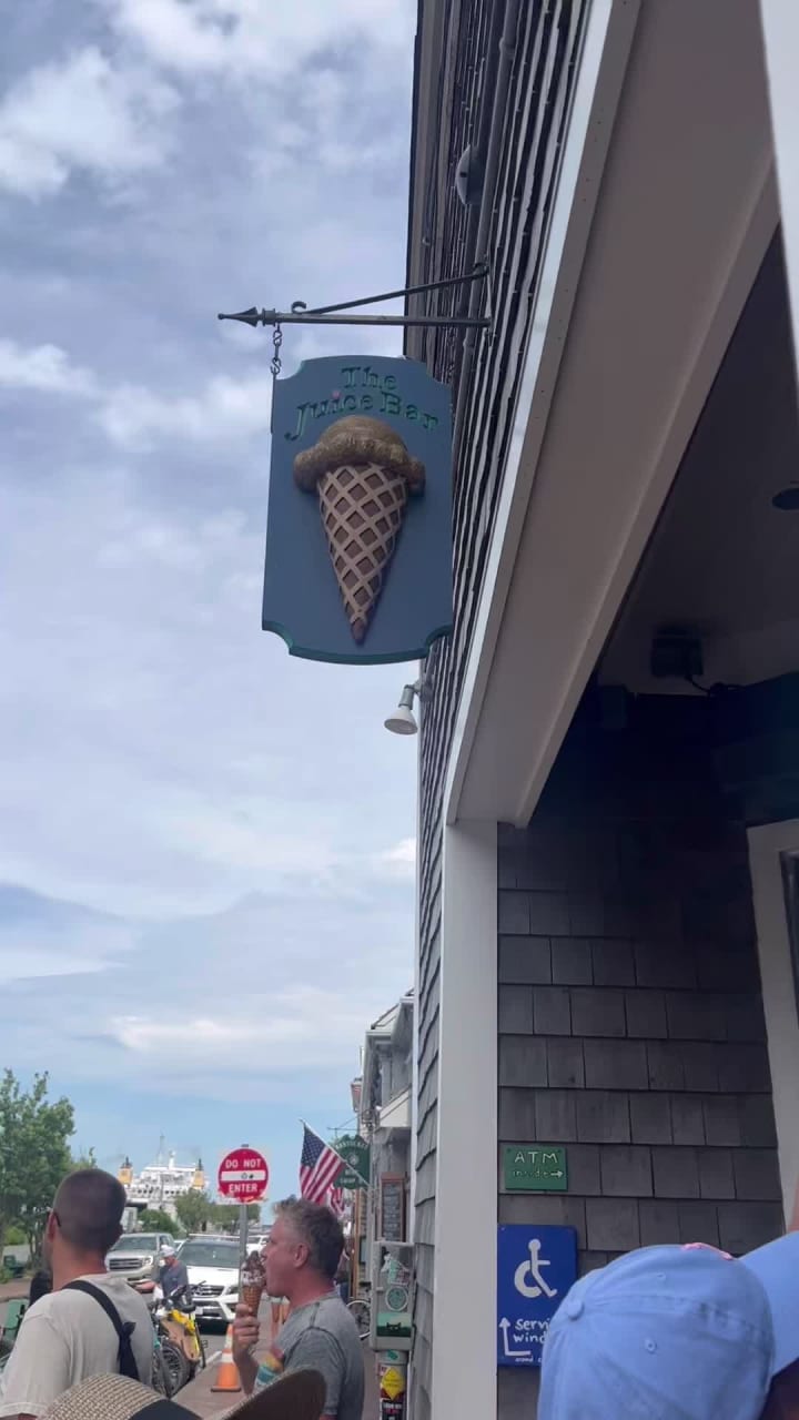 Video review of Juice Bar