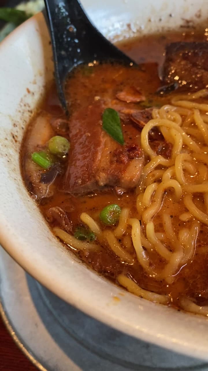 Video review of Waraku