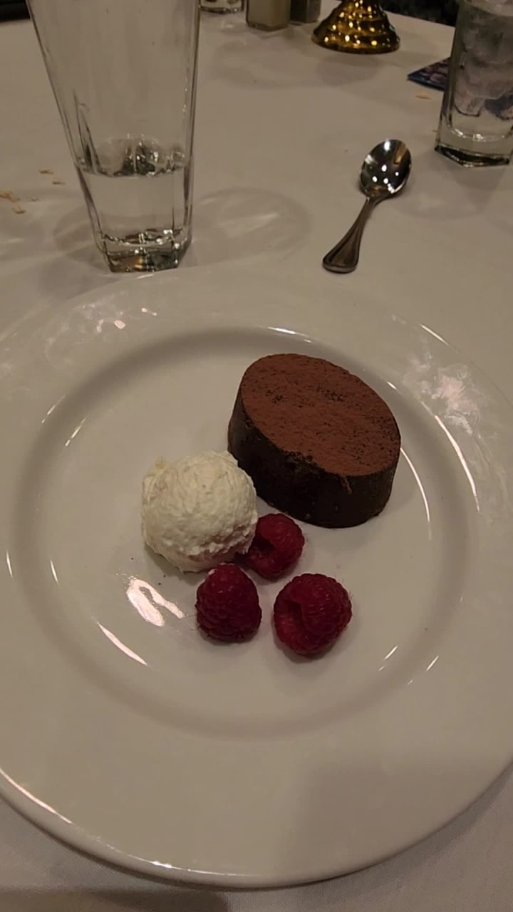 Video review of The Capital Grille