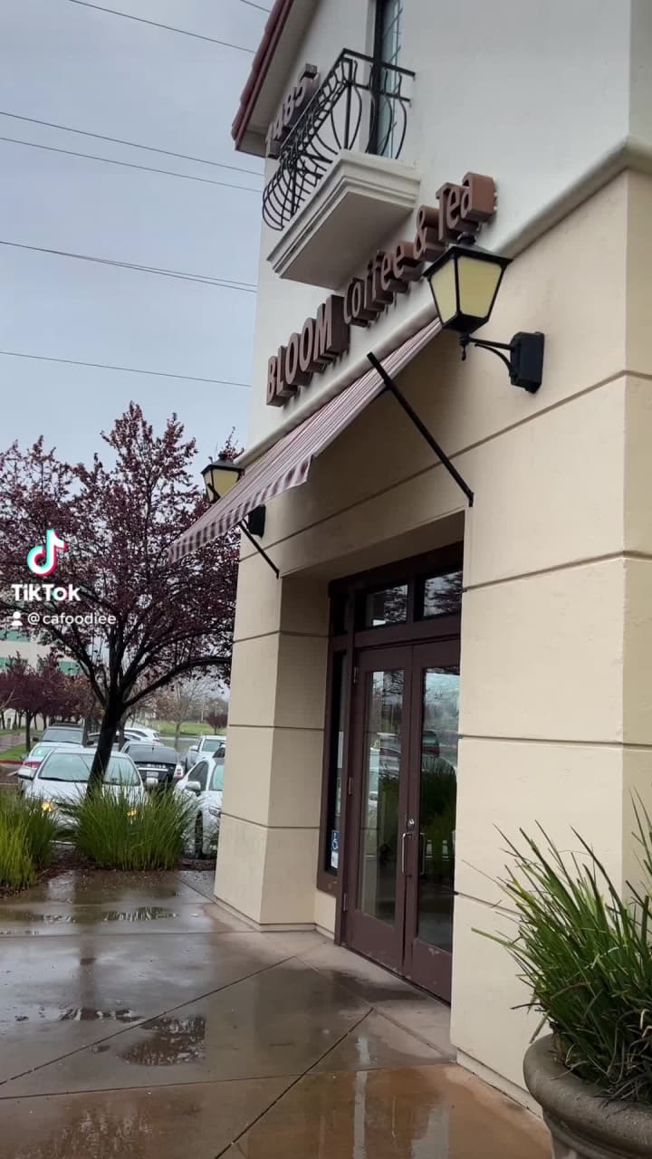 Bloom Coffee & Kitchen