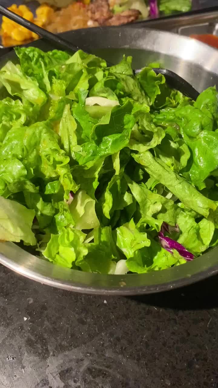 Video review of Wang Cho Korean BBQ