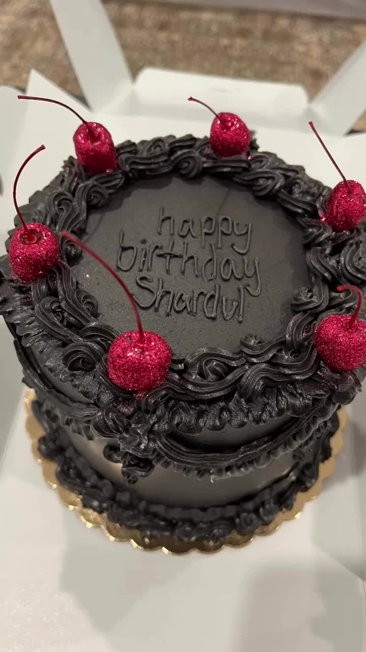 Video review of Whipped Bakeshop