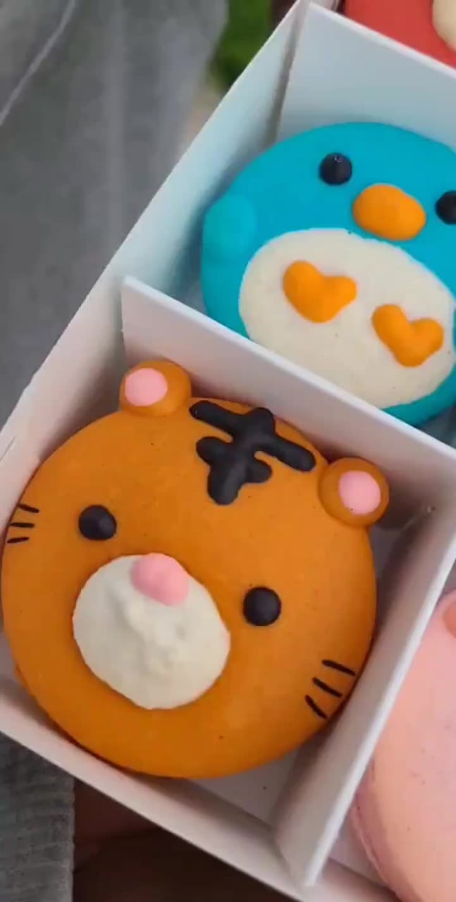 Video review of DaanGo Cake Lab