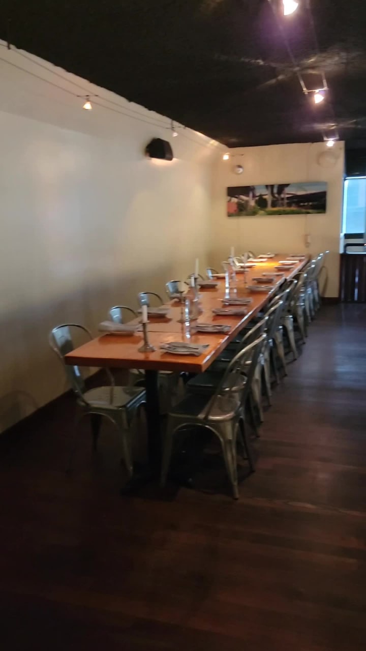 Local 360 Cafe & Bar