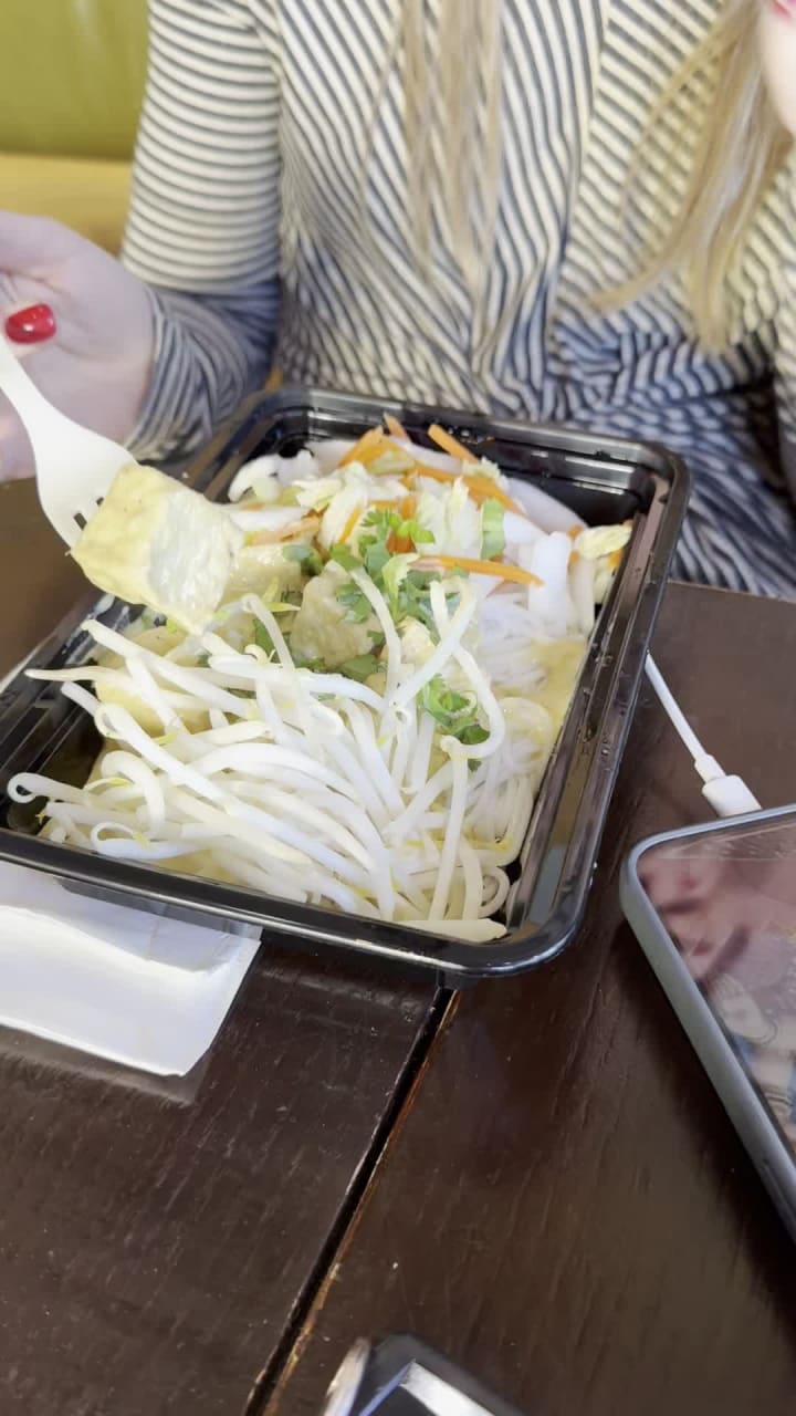 Video review of Asian Box