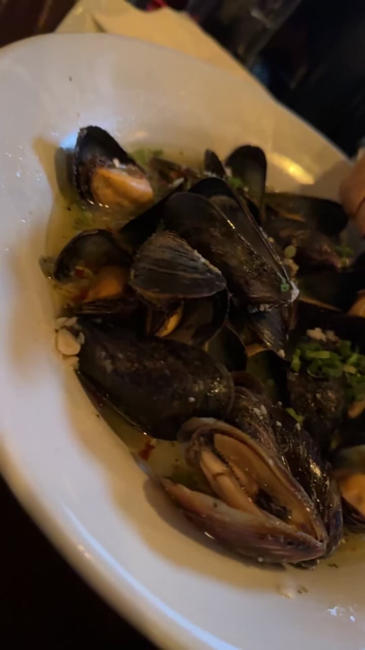 Good Dog Bar & Restaurant