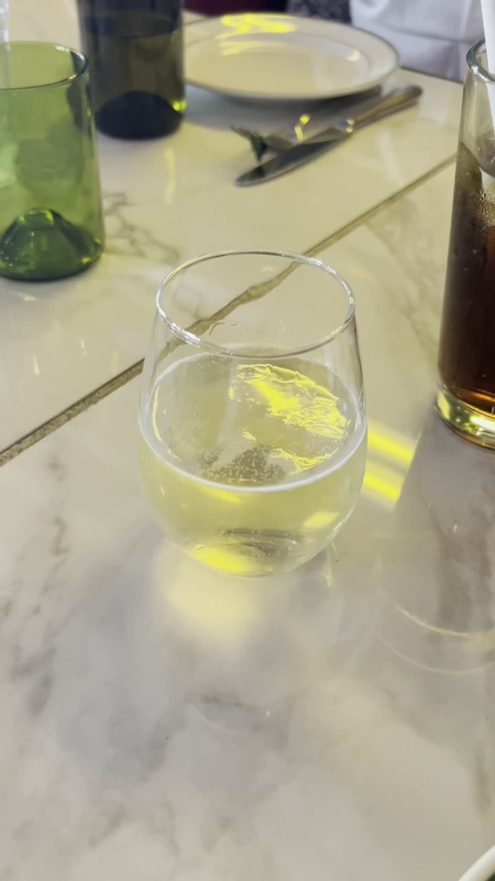 Video review of Harry's Pizzeria