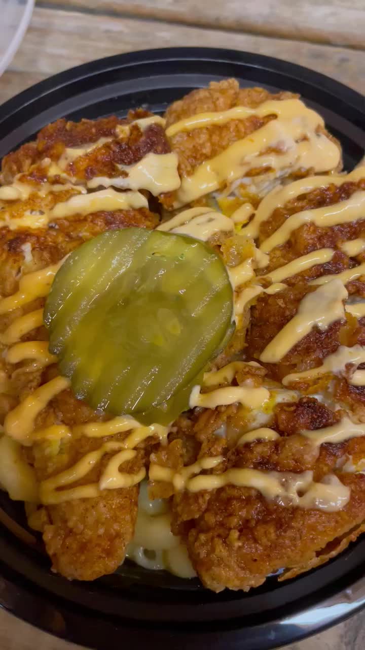 Chi Chi Birds Hot Chicken