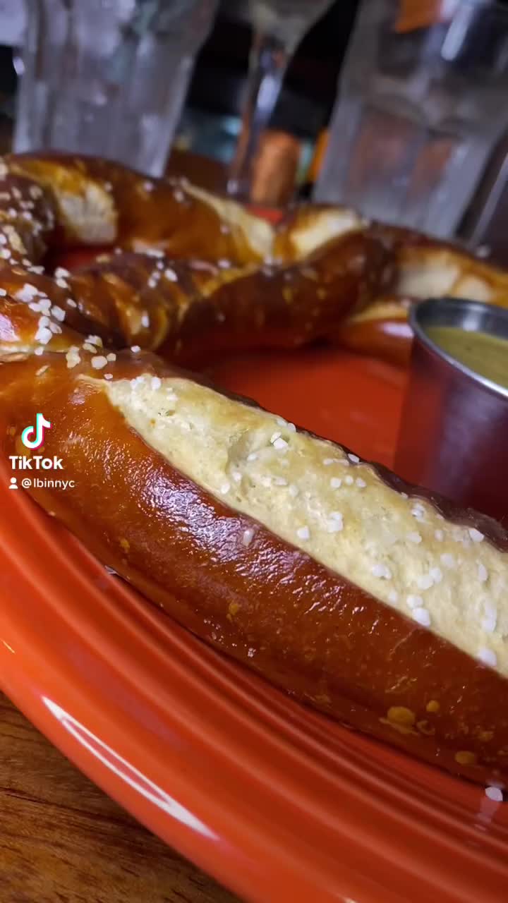 Video review of Amity Hall Downtown