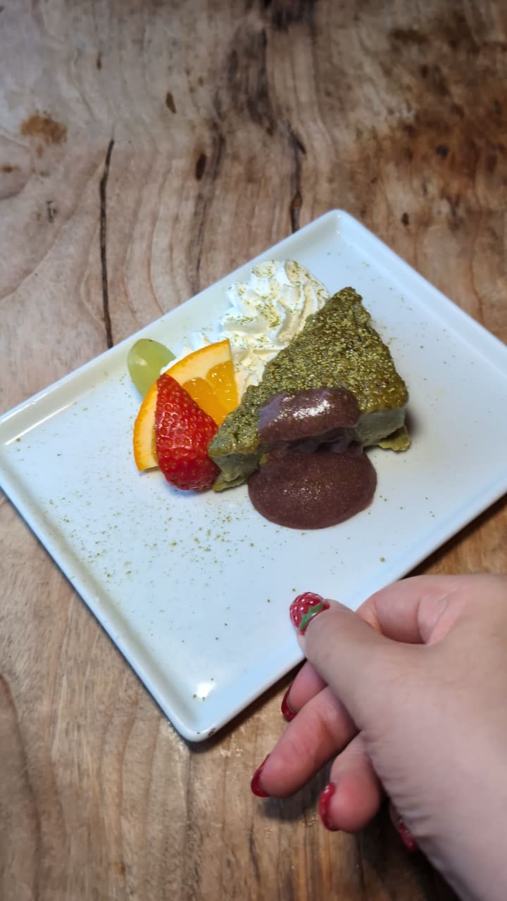 Video review of Suika