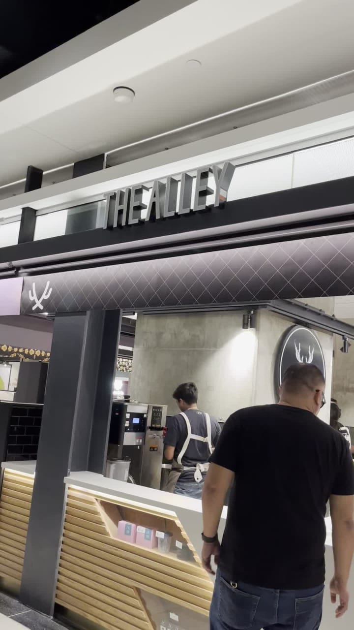 Video review of The Alley