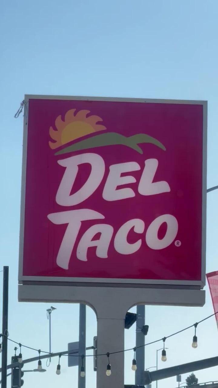Video review of Del Taco