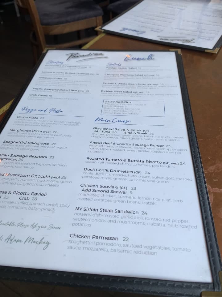 Video review of Paradiso