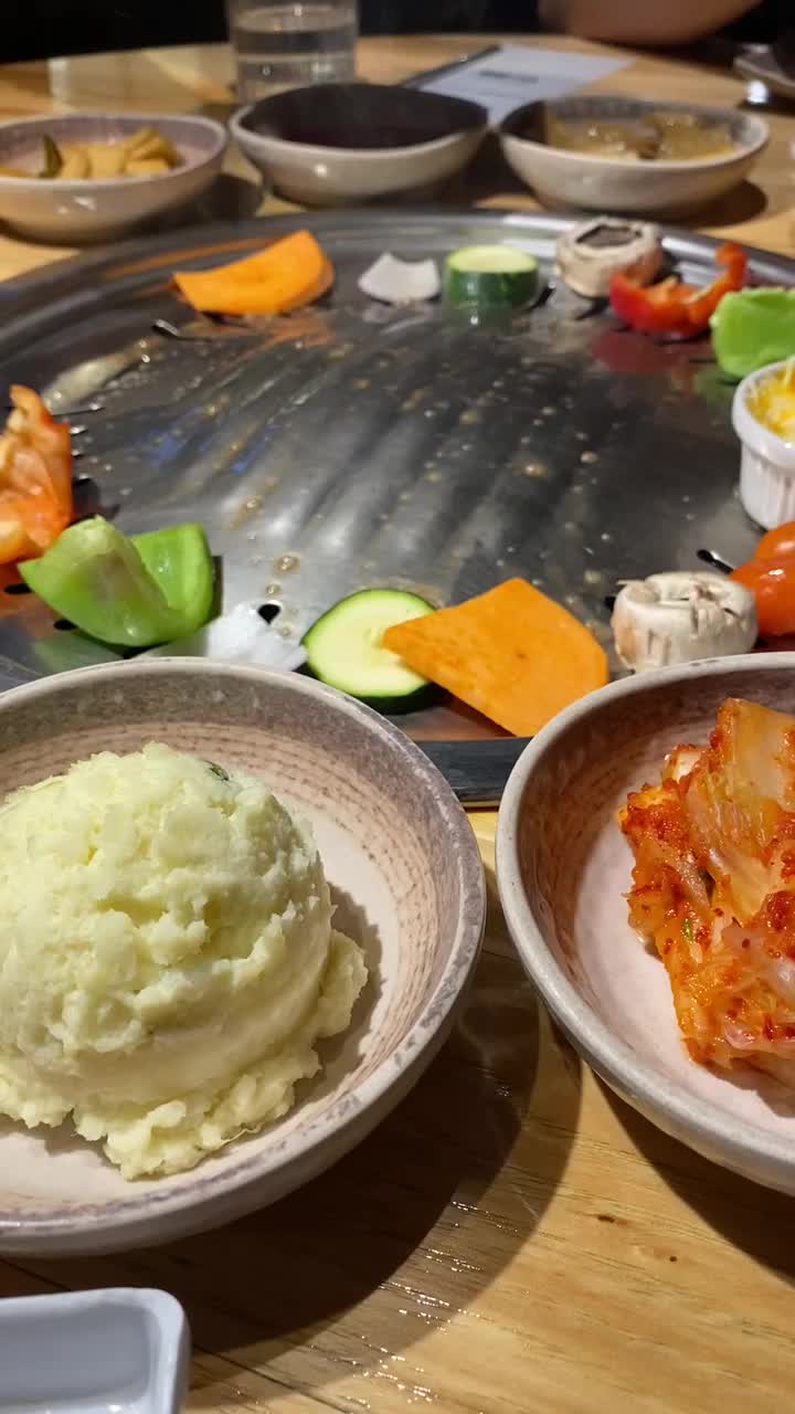 Video review of 8oz Korean Steak House and Bar