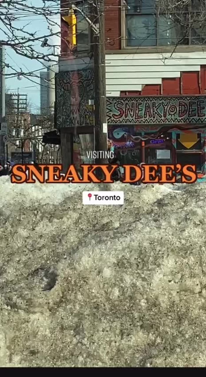 Video review of Sneaky Dee's