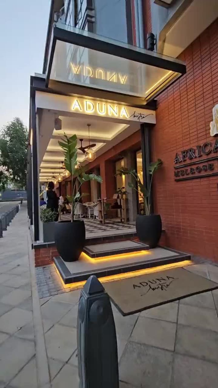Aduna Bistro